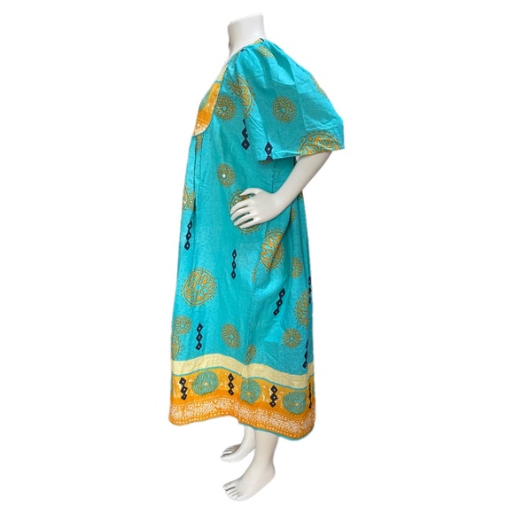 Vibrant Turquoise and Orange Batas - Picture 3 of 3